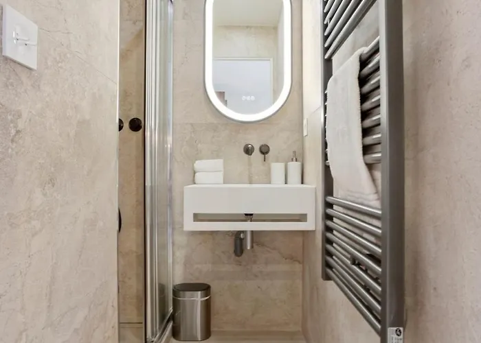 Beautiful - Center Of St Tropez *